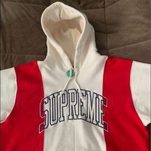 Authentic Supreme Hoodie size XL
